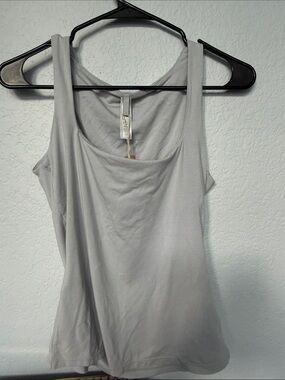 Skims Tank NWT M
